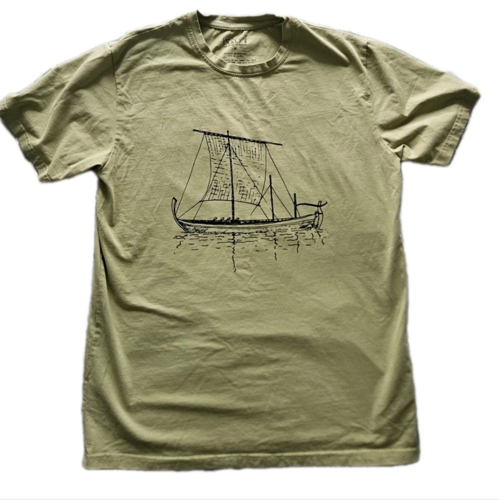 Maldives Island Bazaar Sailboat Graphic Crewneck T-Shirt - Olive Green